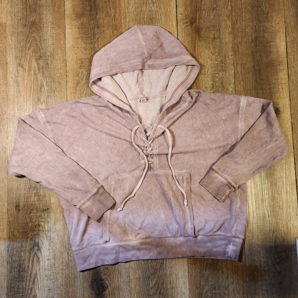 ✨🌹American Eagle Outfitters Distressed Lace-Up V-Neck Hoodie Sweatshirt-M